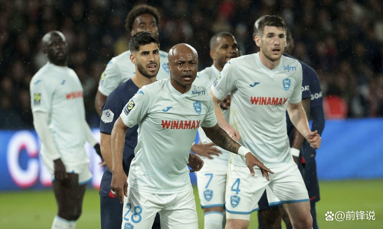 包含赛前法甲焦点战；里昂刷新队史纪录；气氛紧张；团队化学反应显著的词条