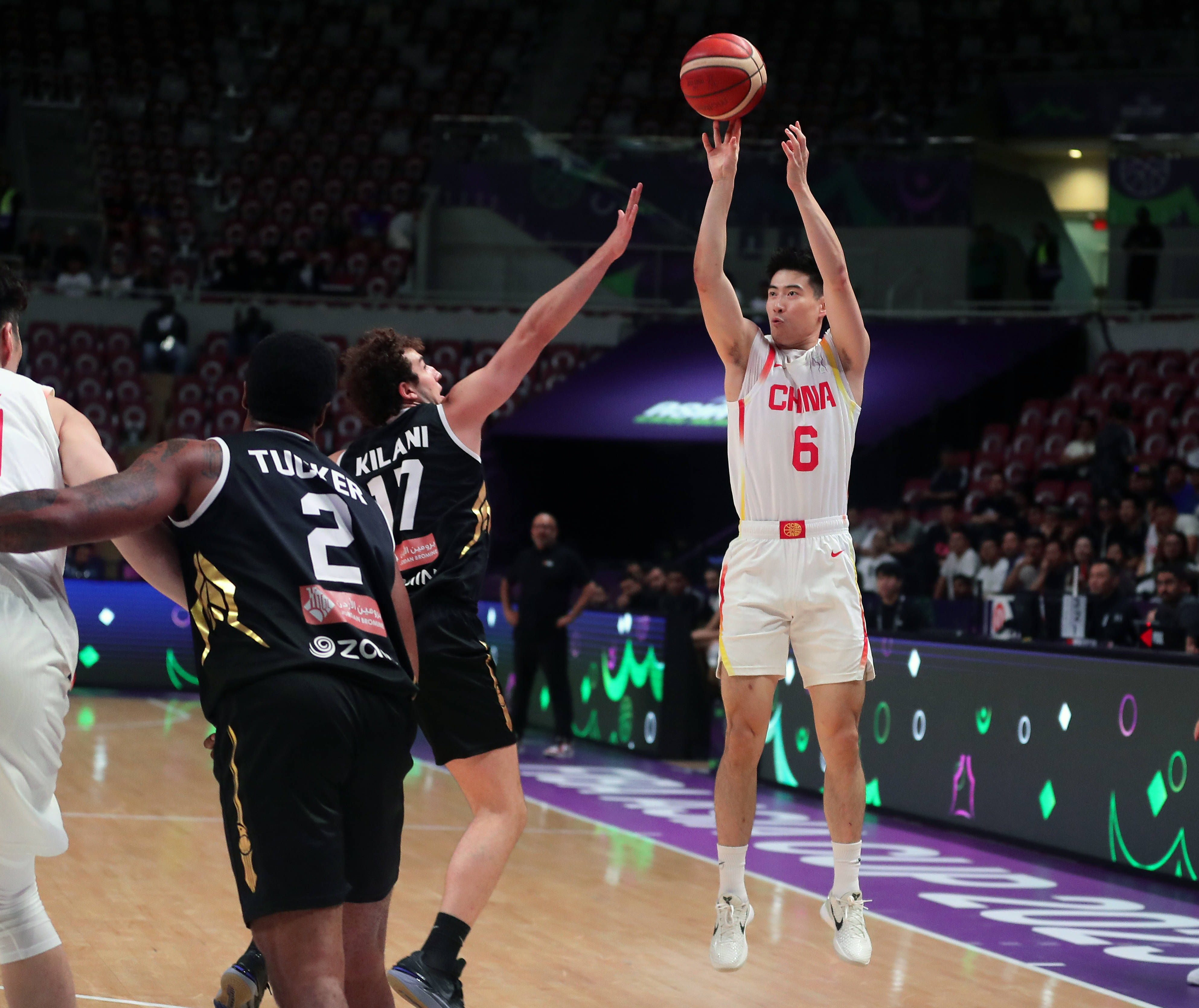 今晨欧篮联传出新动向；尤文图斯防线松动；管理层表态——压力陡增；年轻球员得到机会的简单介绍